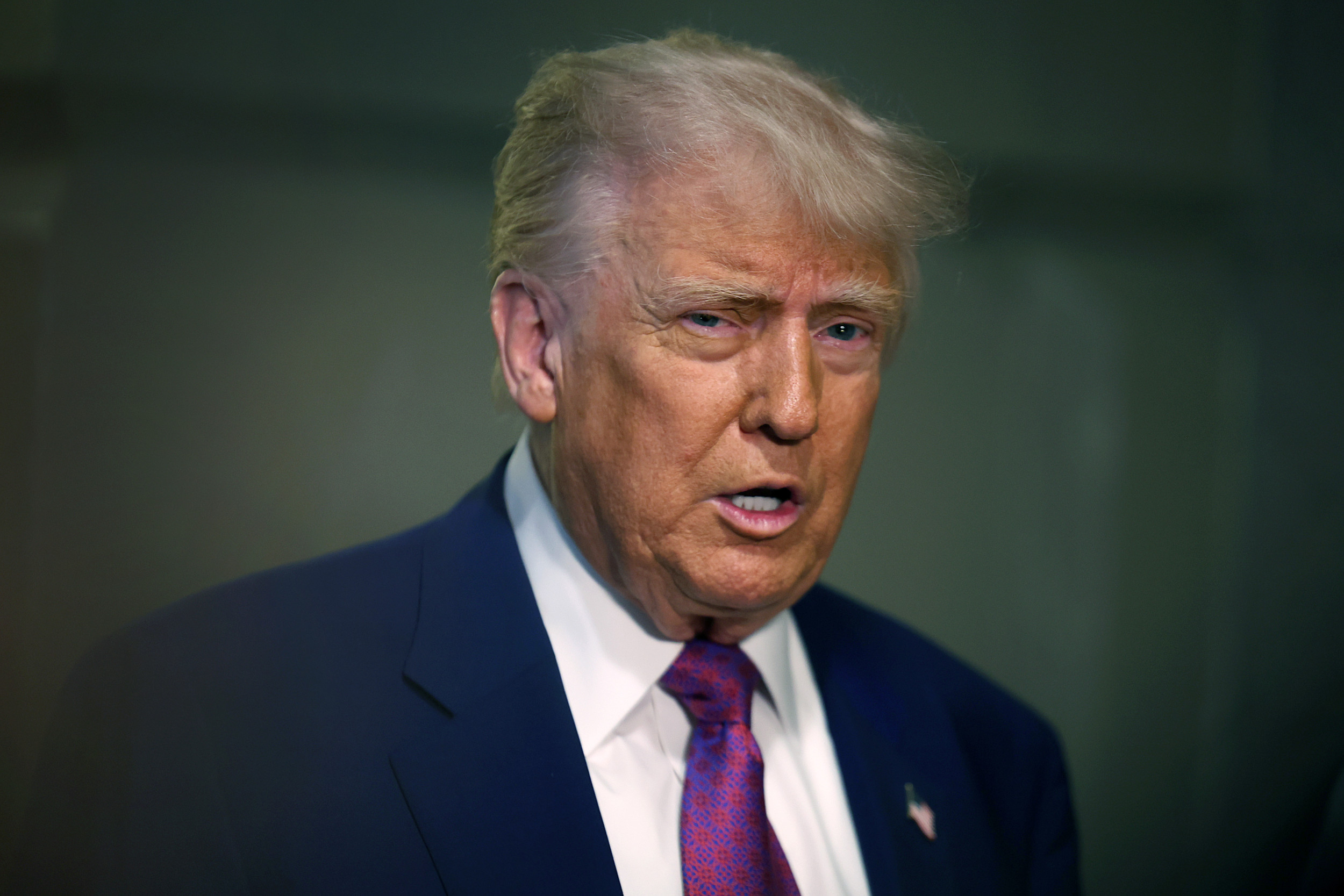 www.newsweek.com